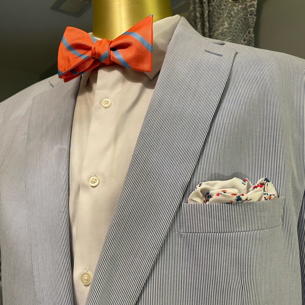 NWOT 100% SILK  Self-tie bow tie